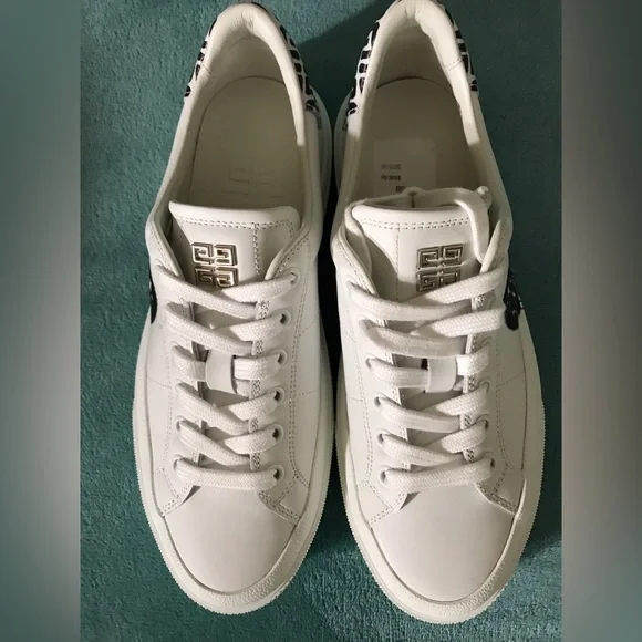 Givenchy City Sport Graffiti Logo Leather Sneakers size 7.5 Woman’s shoes - Picture 6 of 10